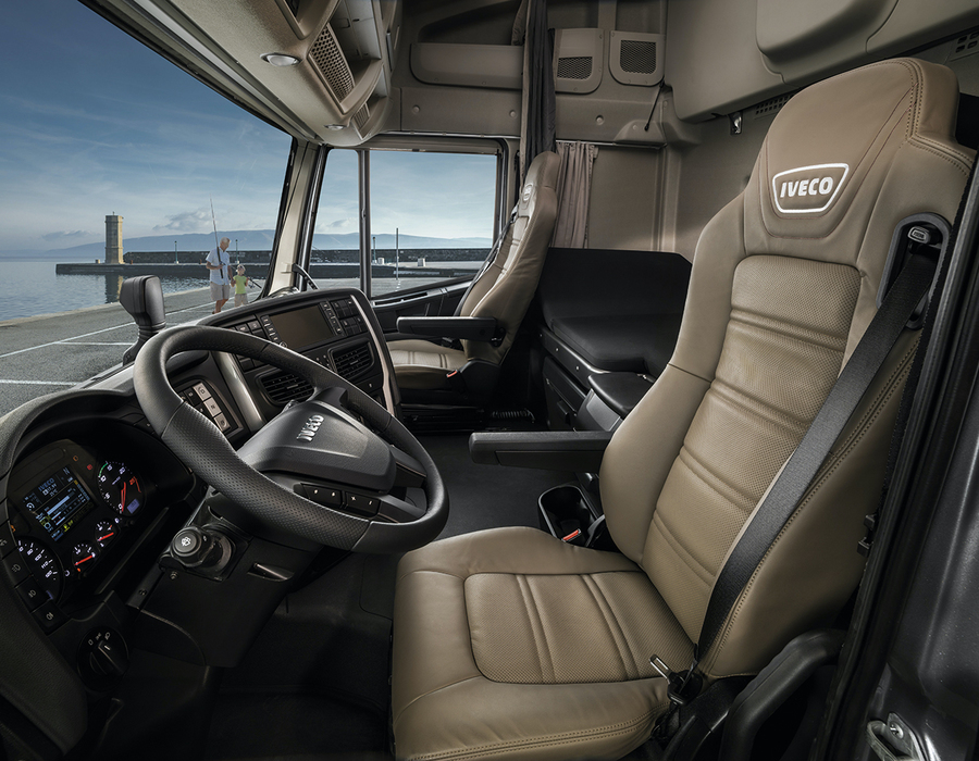 iveco-new-stralis-xp-seat_27818426766_o iveco-new-stralis-xp-seat_27818426766_o